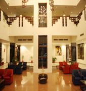 Inderlok Hotel Dehradún Kültér fotó
